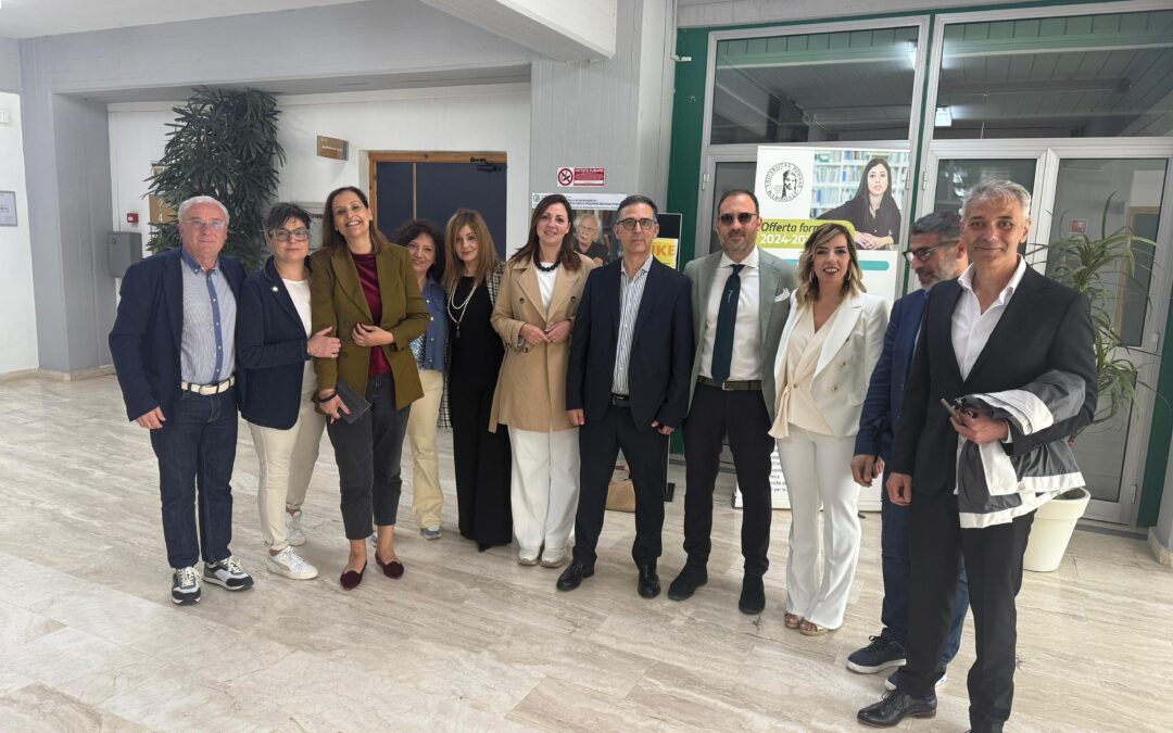 𝐏𝐚𝐫𝐭𝐞𝐜𝐢𝐩𝐚𝐳𝐢𝐨𝐧𝐞 𝐚𝐭𝐭𝐢𝐯𝐚 𝐚𝐥 𝐜𝐨𝐧𝐯𝐞𝐠𝐧𝐨 𝐬𝐮𝐥𝐥’𝐞𝐭𝐧𝐨𝐩𝐬𝐢𝐜𝐡𝐢𝐚𝐭𝐫𝐢𝐚 𝐚𝐥𝐥’𝐔𝐧𝐢𝐯𝐞𝐫𝐬𝐢𝐭𝐚̀ “𝐊𝐨𝐫𝐞” 𝐝𝐢 𝐄𝐧𝐧𝐚